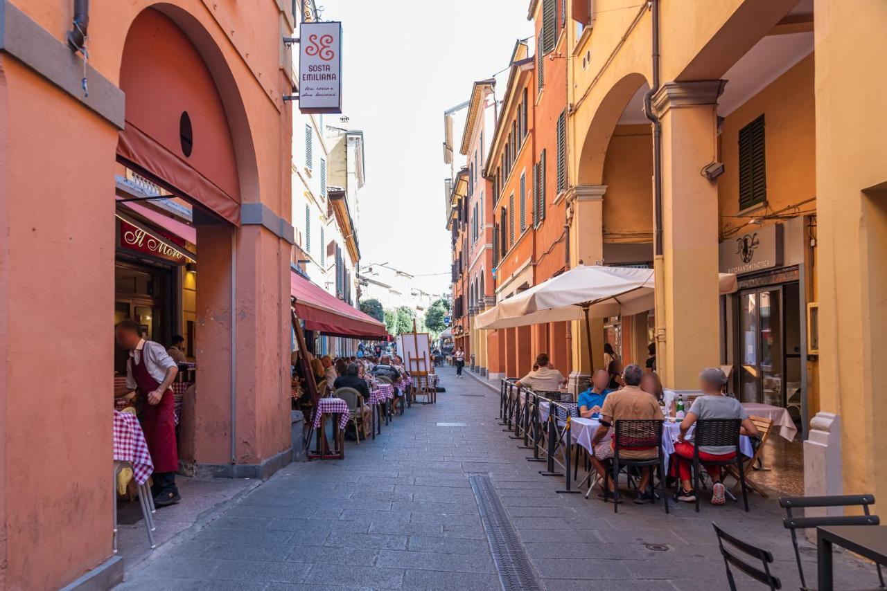 Nel Cuore Di Bologna - Casa Boss Exterior photo